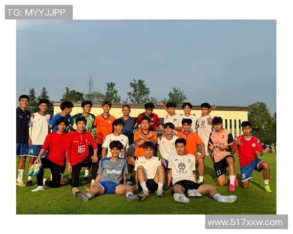 重庆足球队在最新足球状态排行榜中荣登第十名展现出强劲实力与潜力