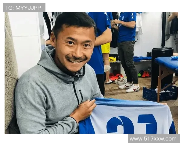 街头随机采访揭晓民众心目中的足球明星究竟是谁